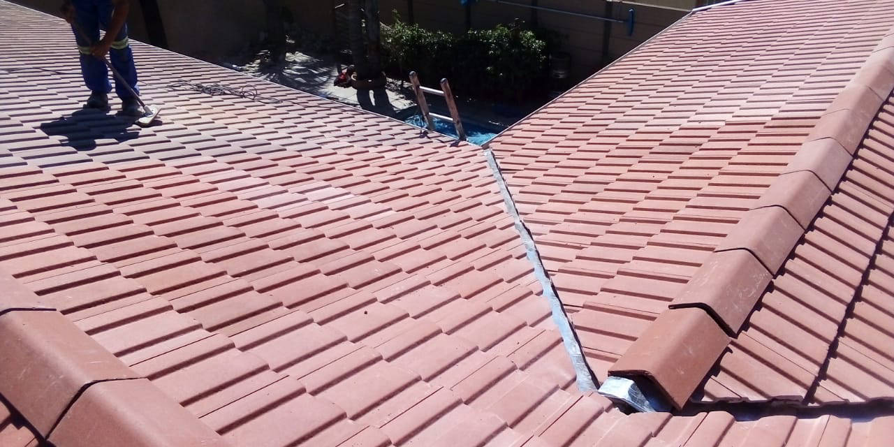 Clay tile roof finish